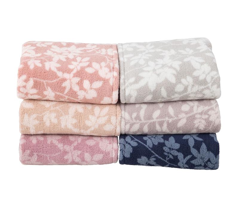 SherpaCozy Wearable Blanket