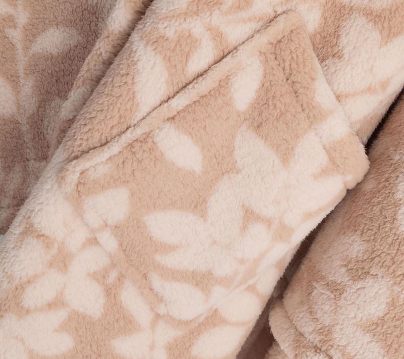 SherpaCozy Wearable Blanket